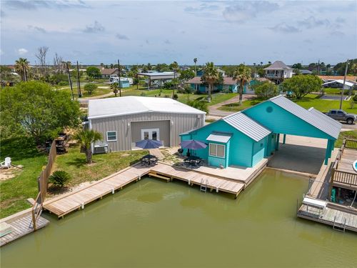 220 W Sagebrush St, Rockport, TX, 78382-9570 | Card Image