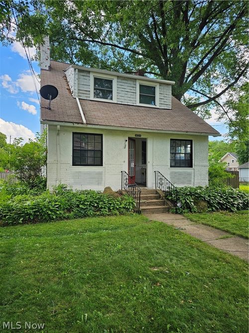 1624 Preston Avenue, Akron, OH, 44305 | Card Image