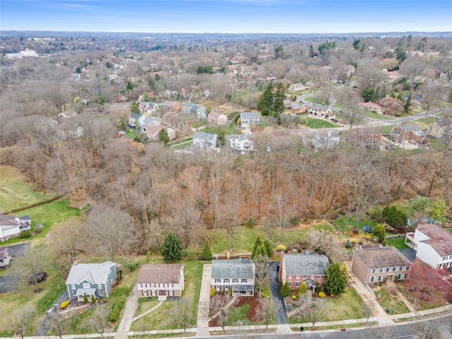 109 Halsey Ct, House other with 4 bedrooms, 3 bathrooms and 2 parking in Mt. Lebanon PA | Image 44
