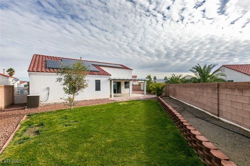 2127 Mountain Rock Ct, North Las Vegas, NV, 89031-4374 | Card Image