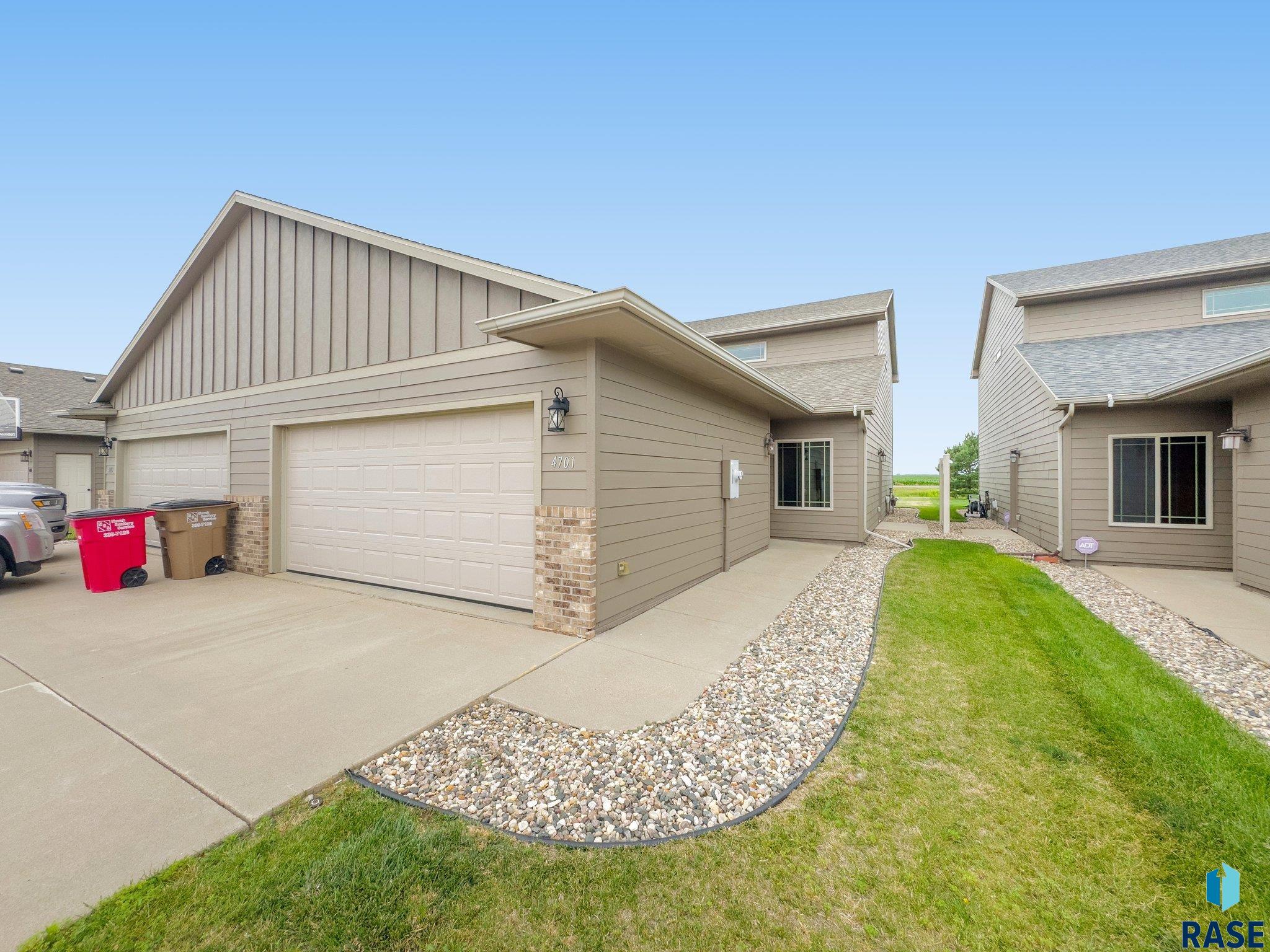 Tribbey Trl, Sioux Falls, SD 57106