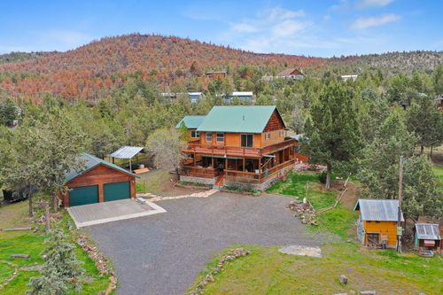 2260 Se Highland Road, Prineville, OR, 97754 | Card Image