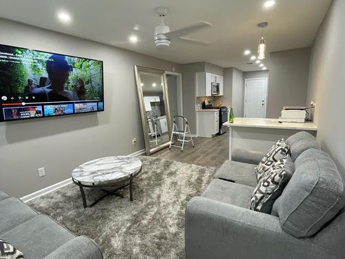 apt-2-4511 Alvin St, Houston, TX, 77051-2885 | Card Image