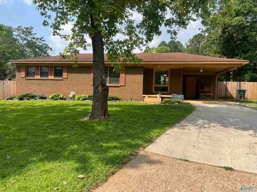 3207 Tucker Dr Nw, Huntsville, AL, 35810-3152 | Card Image