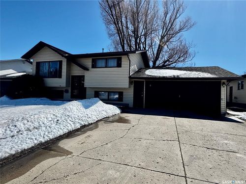 368 Circlebrooke Drive, Yorkton, SK, S3N2Y8 | Card Image
