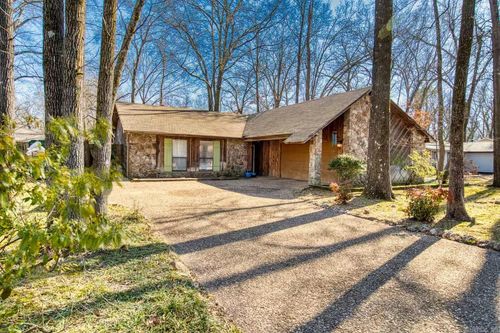 4 Fernwood Dr, Conway, AR, 72034-3602 | Card Image