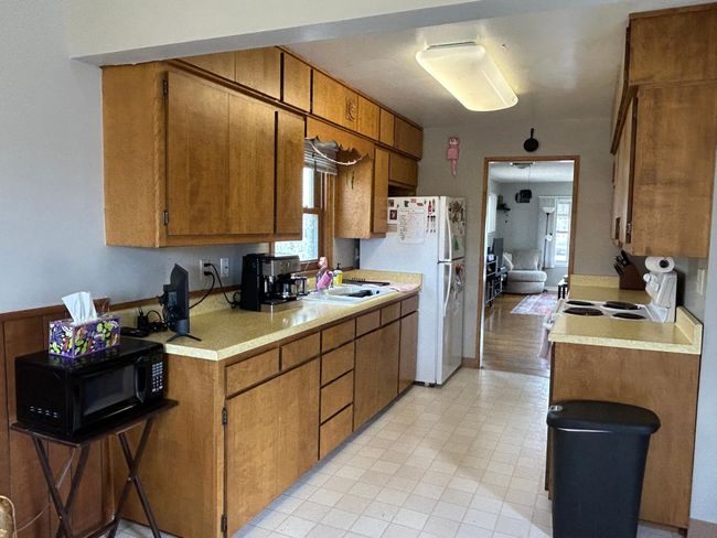 Large Kitchen.JPG | Image 16