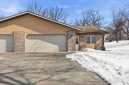 1005 4th Ave Nw, Milaca, MN, 56353-1762 | Card Image