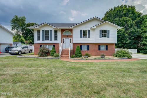 104 Mountain View Dr, Mount Carmel, TN, 37645-3666 | Card Image