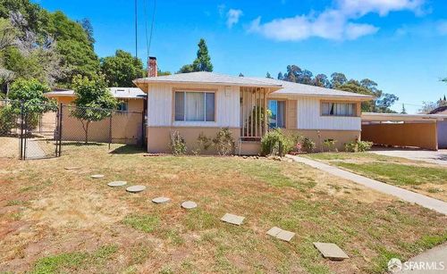 4136 Dickson Ct, Oakland, CA, 94605-3701 | Card Image