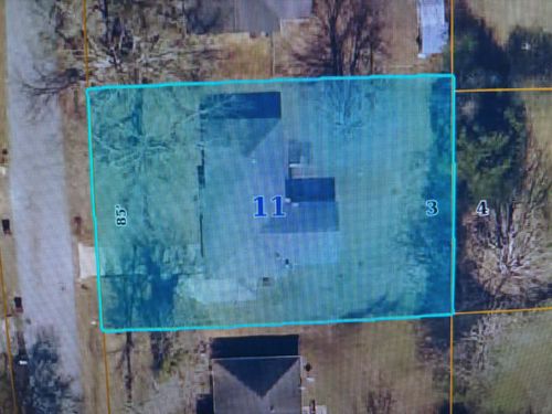 305 Kenwood Dr, Amory, MS, 38821-4816 | Card Image