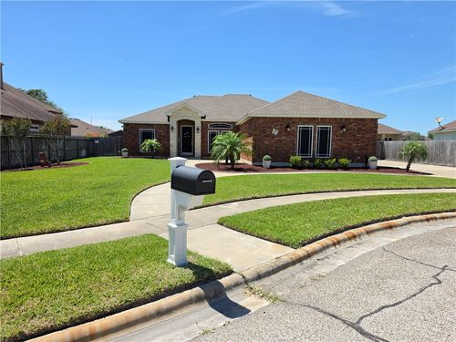 1806 Joel Ct, Corpus Christi, TX, 78418-7522 | Card Image