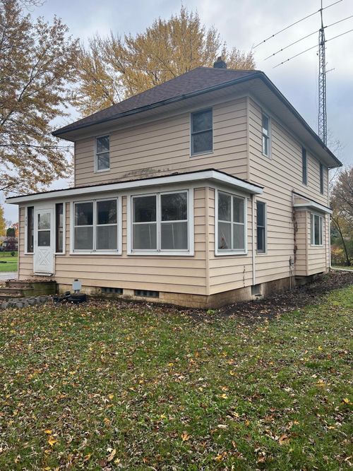 229 Mill St, Saint Clair, MN, 56080-7504 | Card Image