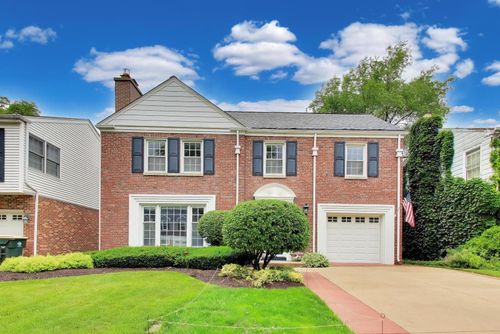 434 S Beverly Ln, Arlington Heights, IL, 60005-2102 | Card Image