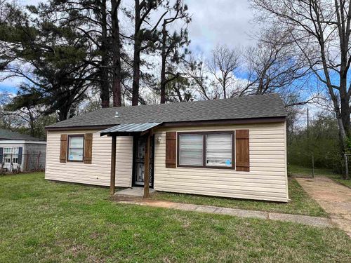 892 Restbrook Ave, Memphis, TN, 38127 | Card Image