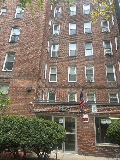 1j-1425 Thieriot Ave, Bronx, NY, 10460-3812 | Card Image