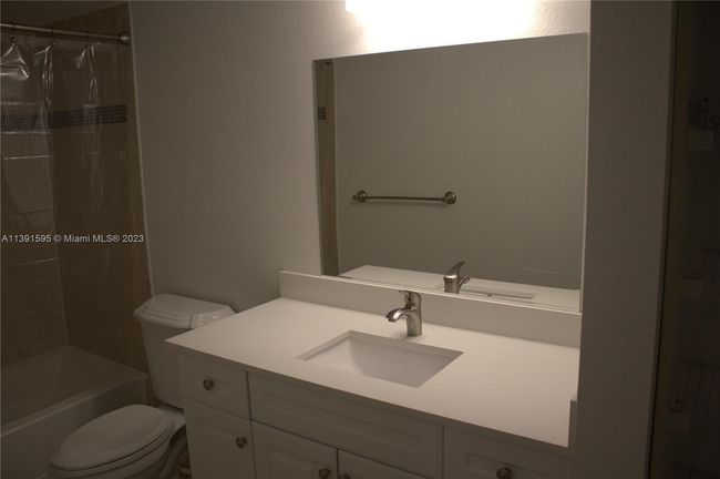APT-3203 - 2826 S University Dr, Condo with 1 bedrooms, 1 bathrooms and null parking in Davie FL | Image 18