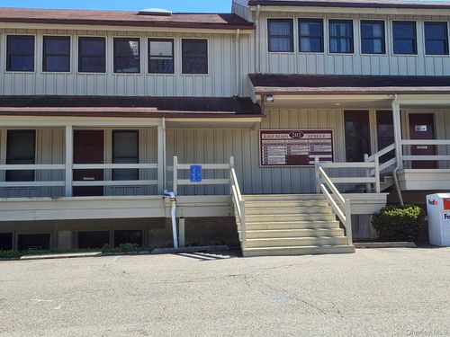 208-1st-fl-202 E Main Street, Huntington, NY, 11743 | Card Image