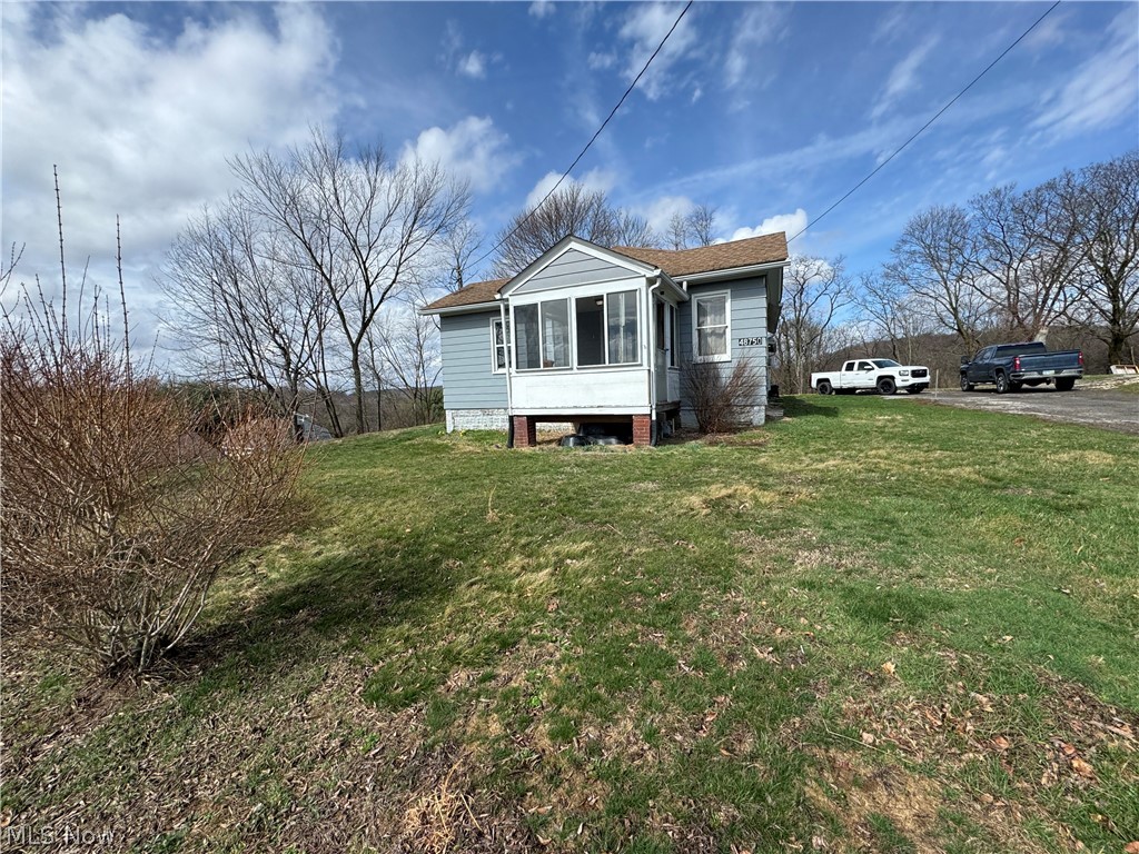 48750 Bloomfield Rd, For Sale in East Liverpool - eXp Realty