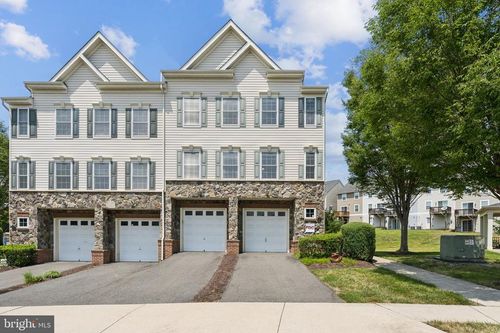 2807 Chinkapin Oak Ln, WOODBRIDGE, VA, 22191-7500 | Card Image