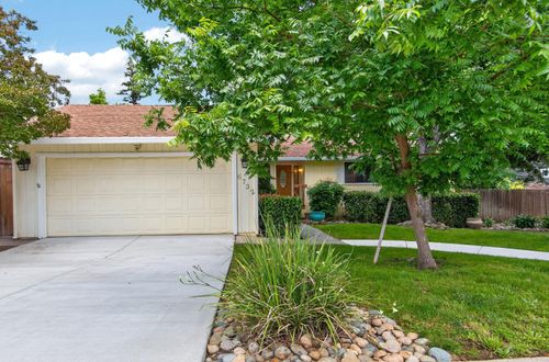 6732 Indian River Dr, Citrus Heights, CA, 95621-8304 | Card Image