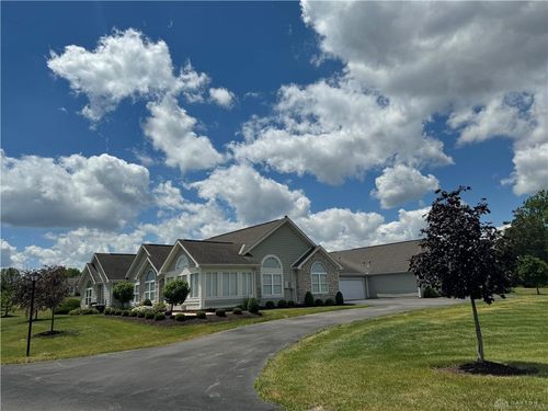 5023 Crescent Ridge Dr, Clayton, OH, 45315-9676 | Card Image