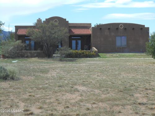 1077 S Central Rd, Pearce, AZ, 85625-6224 | Card Image