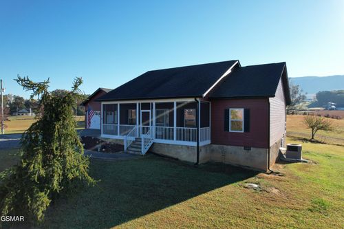 120 County Line Rd, Dandridge, TN, 37725-7350 | Card Image