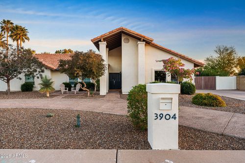3904 E Ahwatukee Dr, Phoenix, AZ, 85044-3803 | Card Image