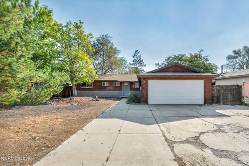 1329 Stanford Dr, Carson City, NV, 89701-3433 | Card Image