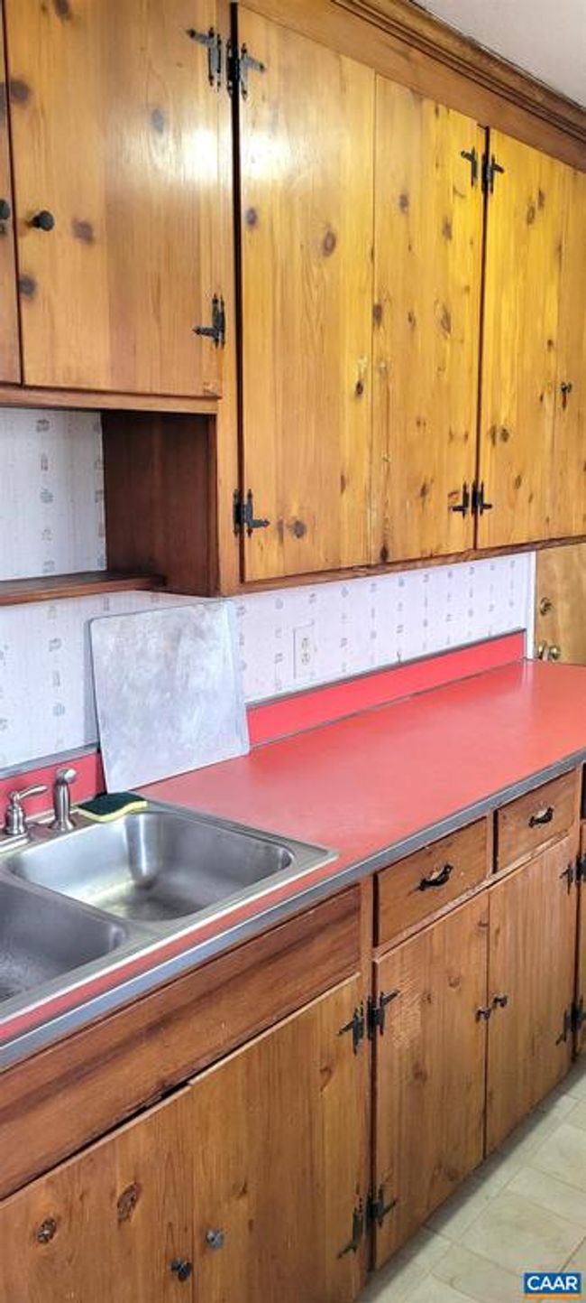 103 Piedmont Ave S, House other with 3 bedrooms, 1 bathrooms and null parking in CHARLOTTESVILLE VA | Image 9