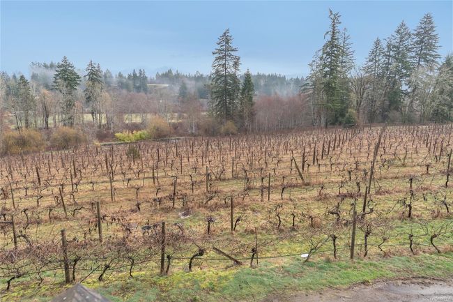 2300 East Wellington Rd, House other with 4 bedrooms, 5 bathrooms and 30 parking in Nanaimo BC | Image 46