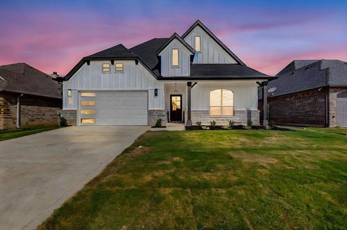 1822 Meadowview, Canton, TX, 75103-2516 | Card Image