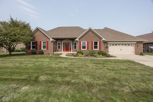 1620 Westfield Dr, Greenfield, IN, 46140-7828 | Card Image