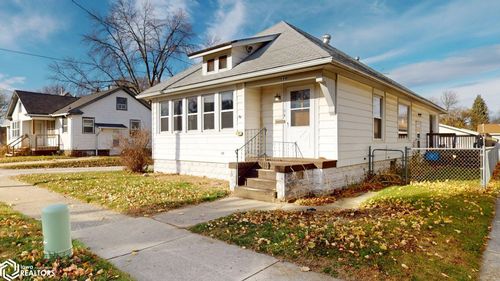 116 16th St Se, Mason City, IA, 50401-6004 | Card Image