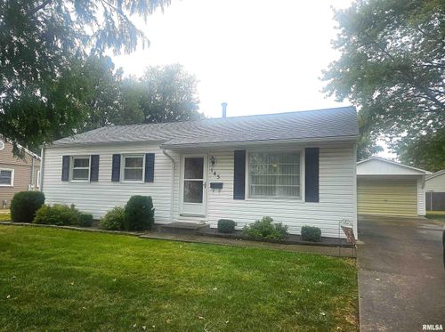 145 Debruler Dr, Lincoln, IL, 62656-3210 | Card Image