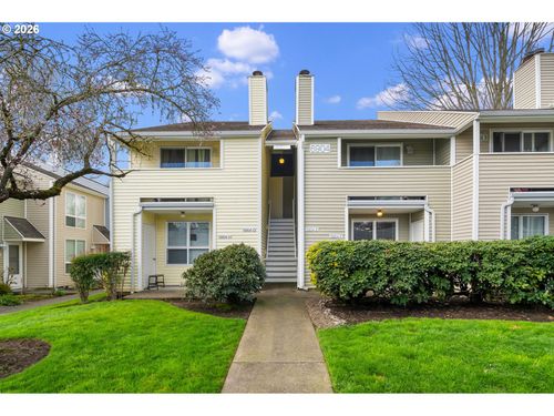 f-6904 Ne 43rd St, Vancouver, WA, 98661-8415 | Card Image