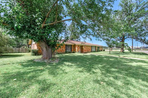 300 Merrell Dr, Sulphur Springs, TX, 75482-5056 | Card Image