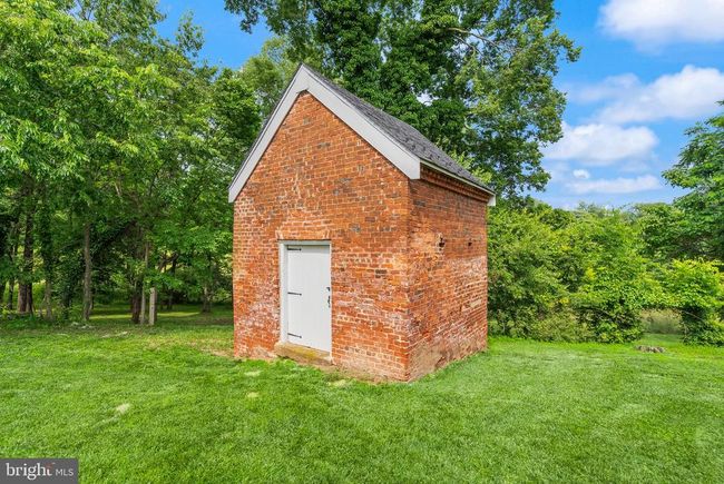 5049 Fairview Ln, House other with 3 bedrooms, 3 bathrooms and null parking in Broad Run VA | Image 68