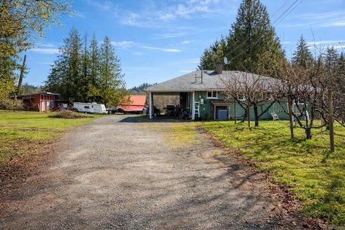 7521 Porier Rd, Sooke, BC, V9Z0J6 | Card Image