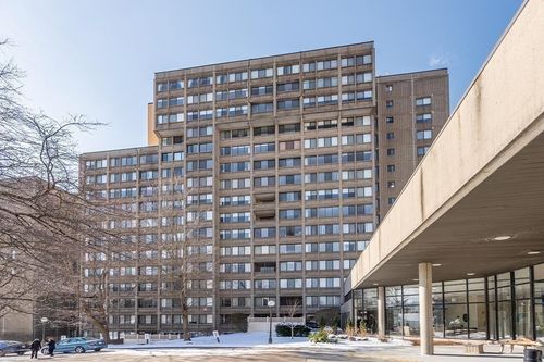 apt-213s-250 Hammond Pond Pkwy, Chestnut Hill, MA, 02467-1502 | Card Image