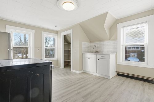 3-29 Allen St, Gardner, MA, 01440-1955 | Card Image