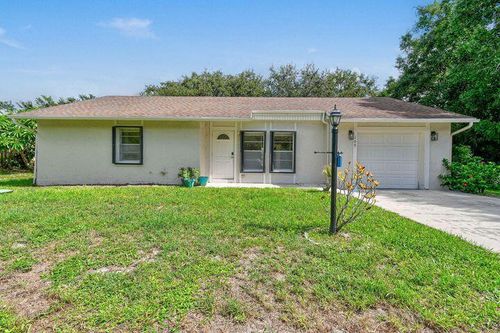 109 Sw Essex Dr, Port St. Lucie, FL, 34984-5013 | Card Image