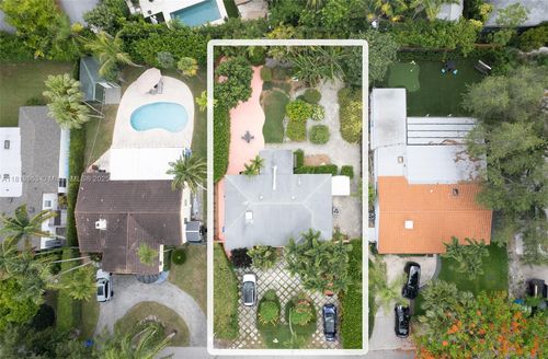 4245 Braganza Ave, Miami, FL, 33133-6631 | Card Image