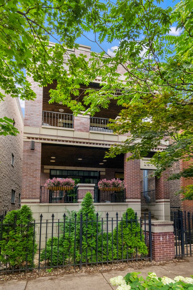 APT-1 - 1870 N Sheffield Ave, Condo with 4 bedrooms, 3 bathrooms and 1 parking in CHICAGO IL | Image 26
