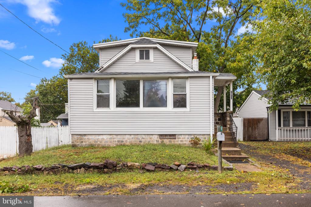Ritter Ave, Bristol, PA 19007