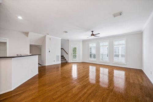 1800 W Webster Street, Houston, TX, 77019 | Card Image