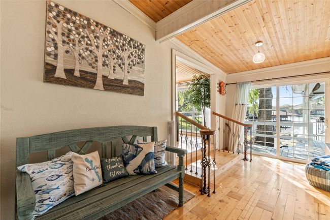 Nook w/water view | Image 20