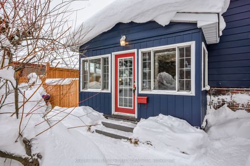 318 Colborne St, Midland, ON, L4R2J9 | Card Image