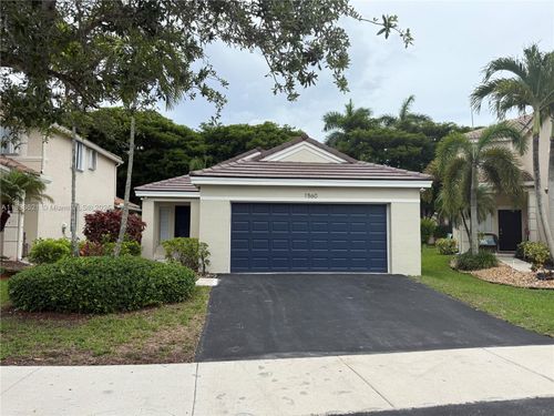 1560-1560 Canary Island Dr, Weston, FL, 33327-2349 | Card Image